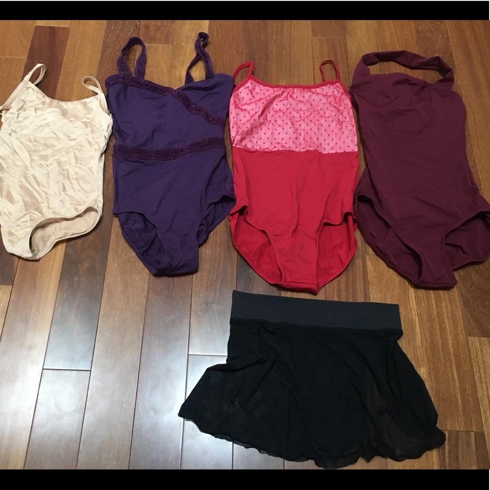 @sanjana_pytal Dance items S leotards and skirt